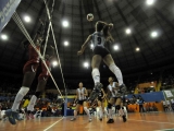 irene-veracio-of-argentina-spikes-against-peru_-01-jpg