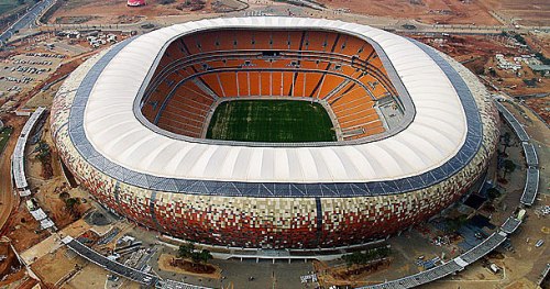 Roban partes de un estadio del Mundial Sudáfrica 2010 | Serperuano.com